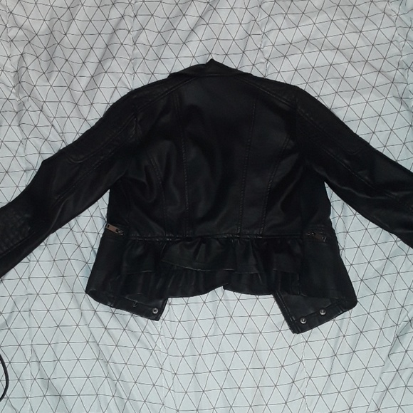 Black leather jacket - Picture 3 of 3